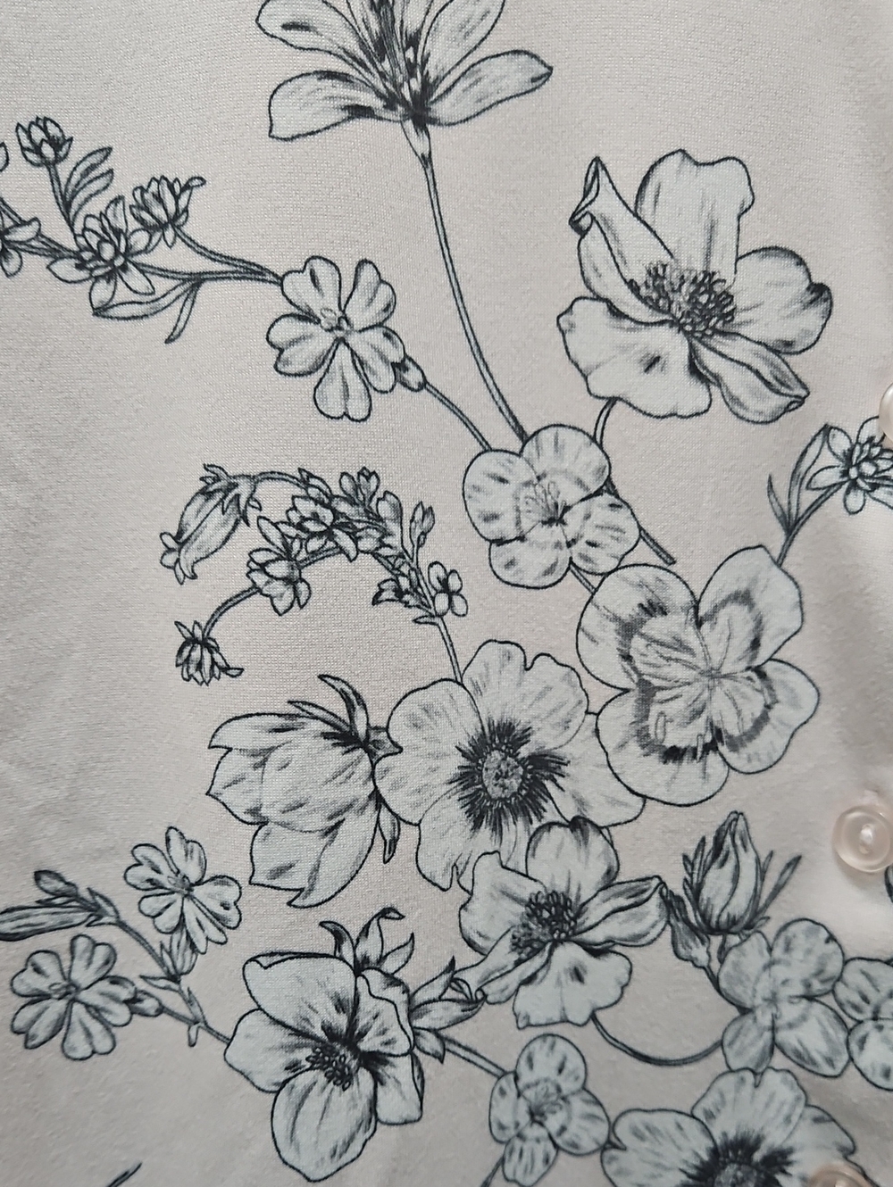 Flora Nikrooz Pale Pink Soft  Pajama Set with Black Floral Sketch - Picture 4 of 14
